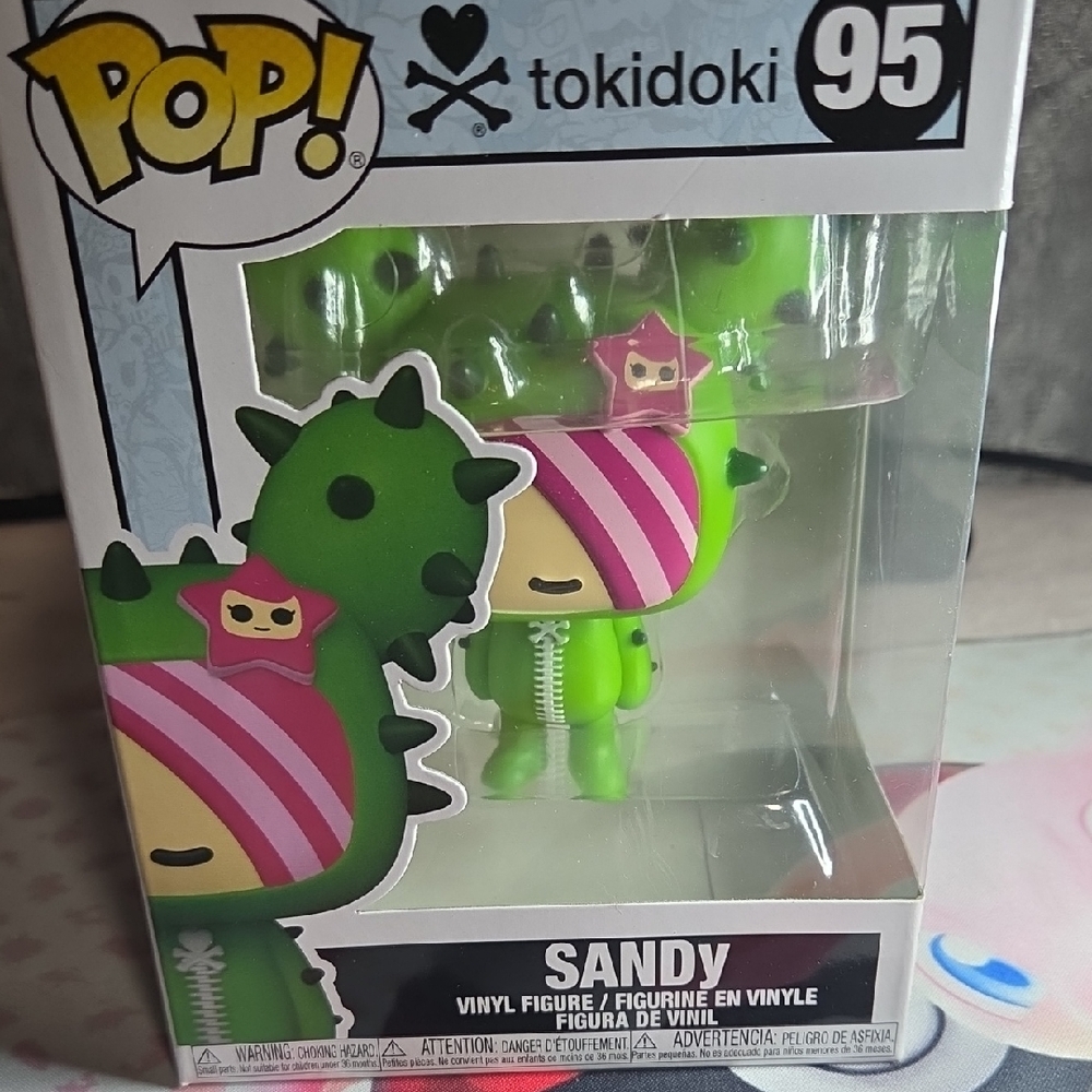 Tokidoki Sandy Vinyl Figure in Green and Pink
